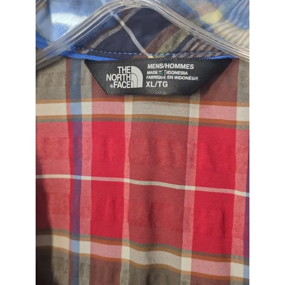 The North Face Mens XL Button Down Short Sleeve Shirt Red Plaid Casual